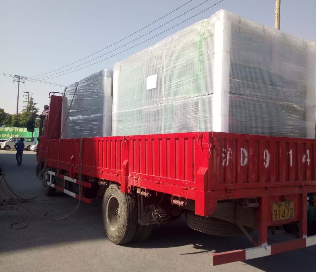 薩震節(jié)能空壓機(jī)出庫(kù)圖