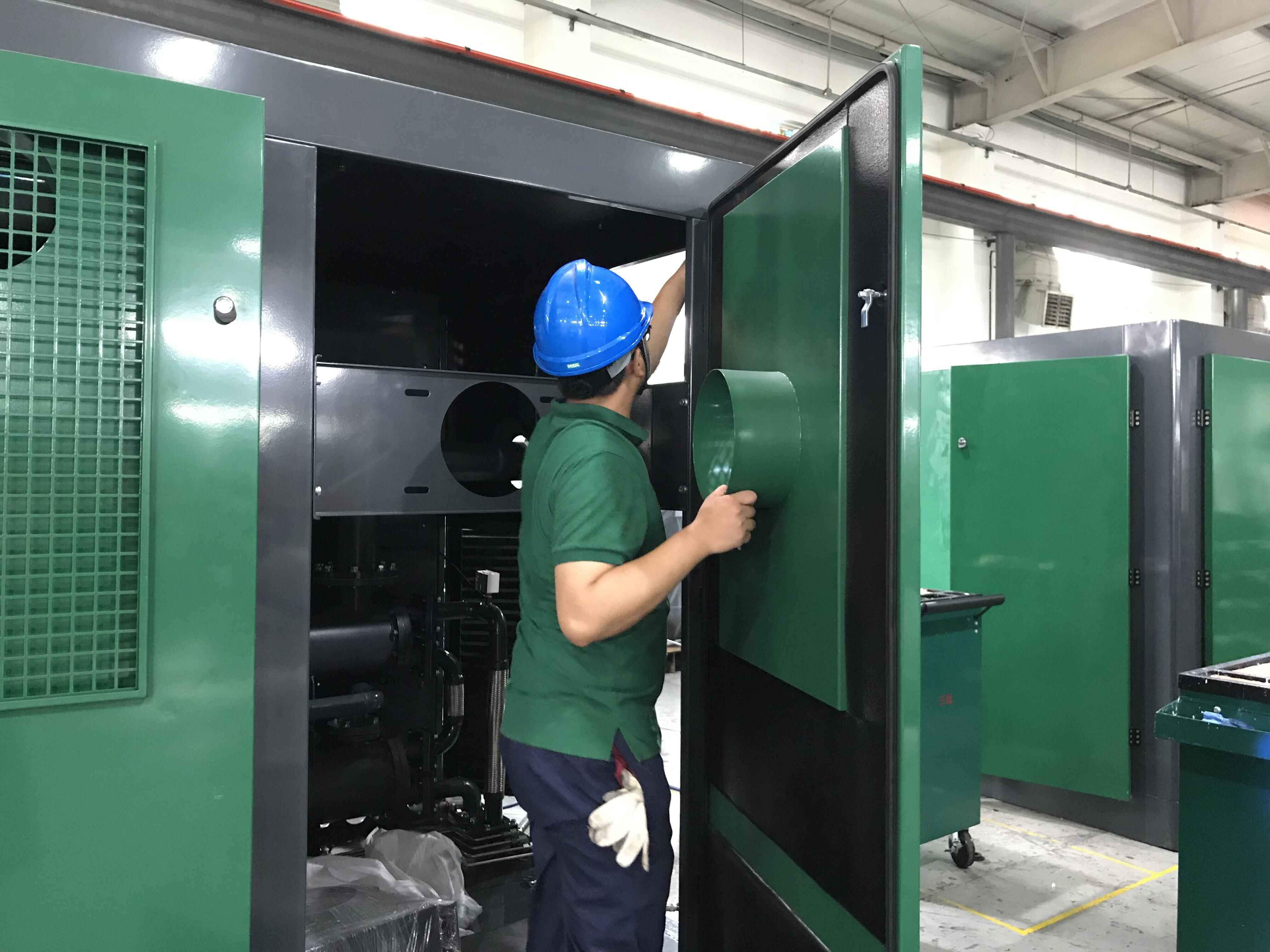 �_������׃�l�p�����s���ܿՉ��C