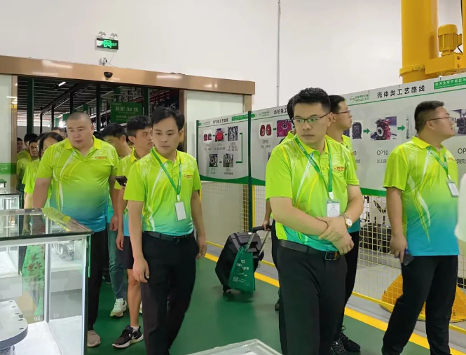 �_���ܿՉ��C