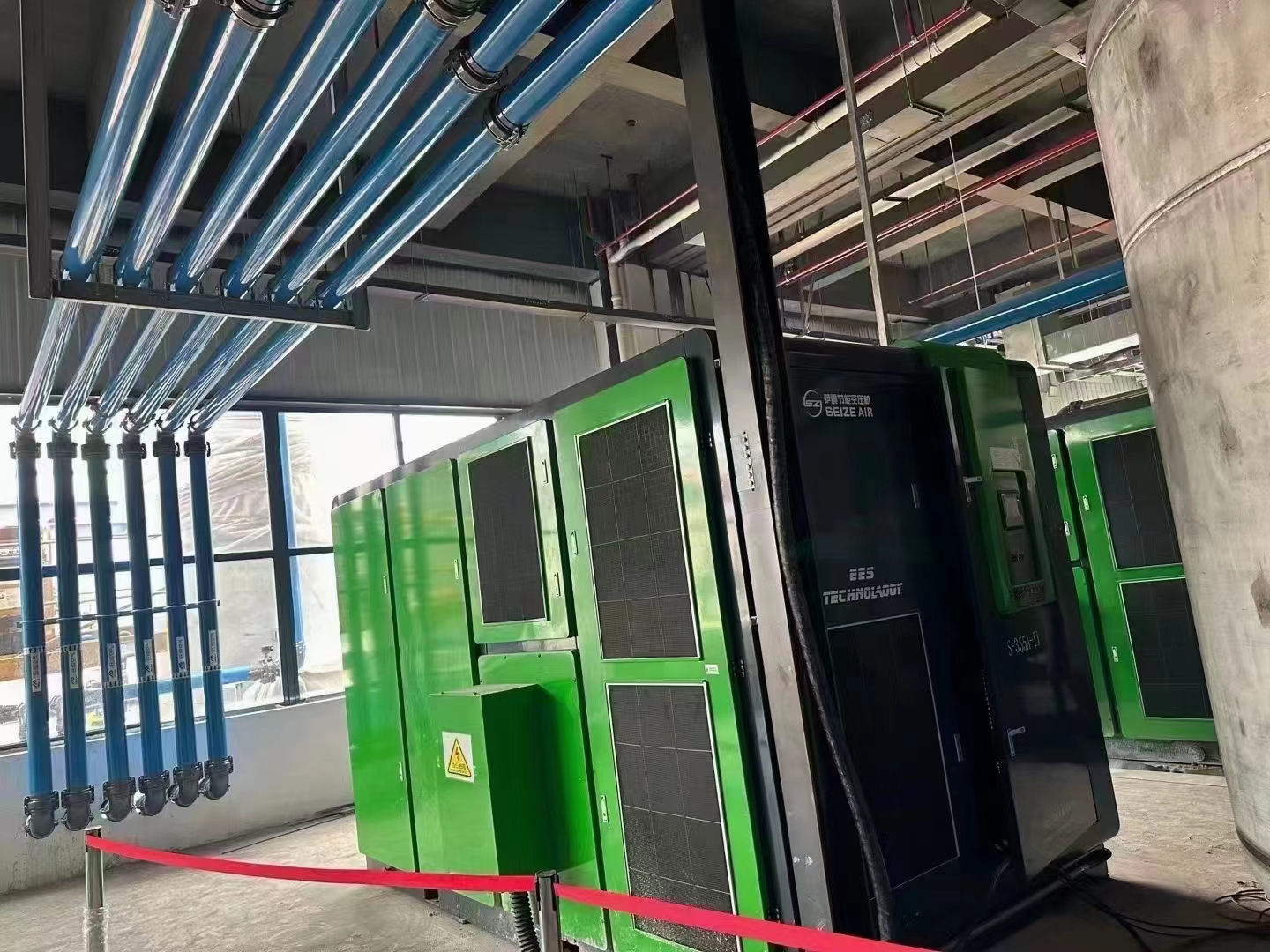 �ݗU�Չ��C���ܿ͑�����վ���D