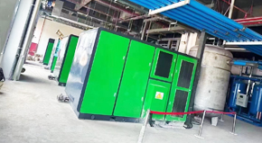 ����׃�l�Չ��C