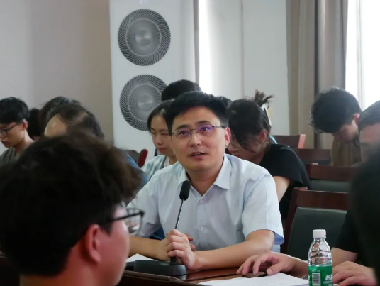 薩震節能空壓機